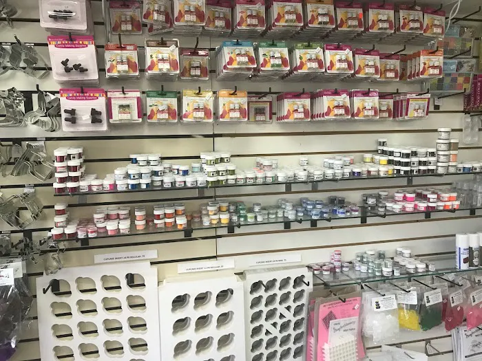 Annettes Cakes And Cake Supplies Picture 10