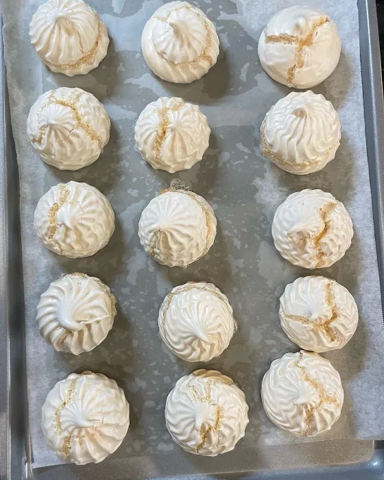 Macana's Bakery Picture 3
