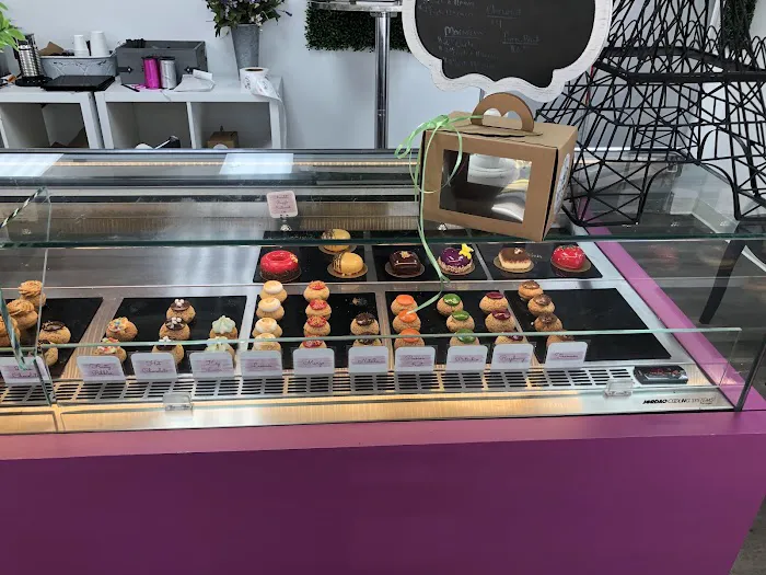 Choulala Fine Pastries Picture 1