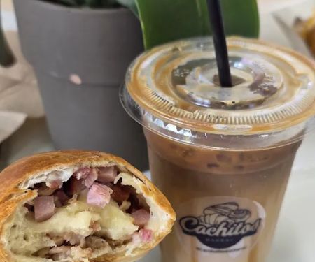 Cachitos Bakery
