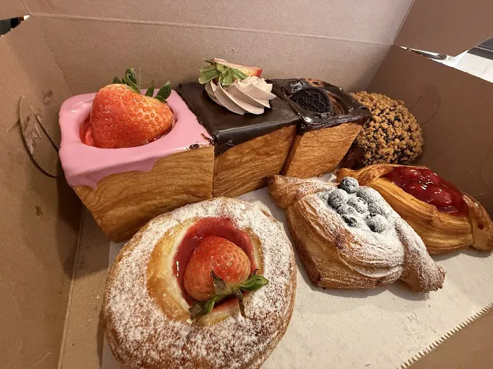 Chiffon Culture Bakery Cafe Picture 4