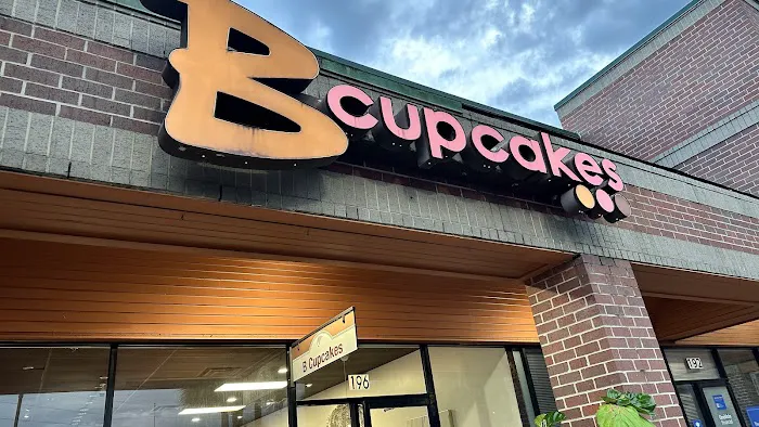 B Cupcakes Picture 10