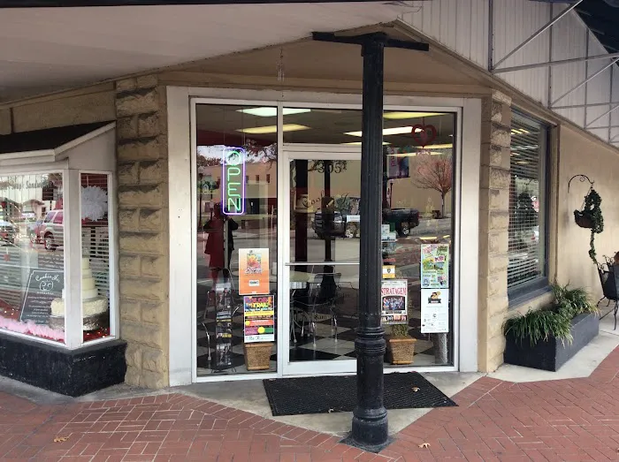 Cookie Jar Bakeshop and Eatery Picture 3