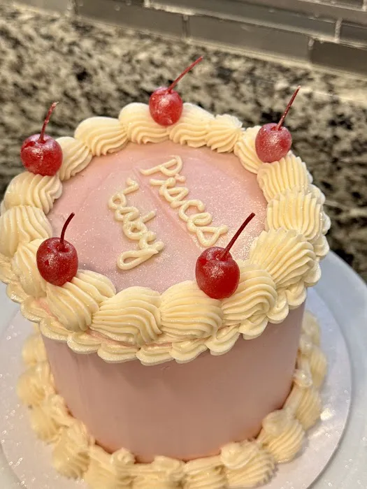 Lalys Cakery Picture 4