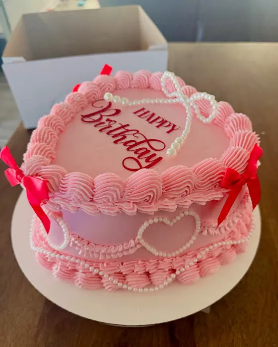 Lalys Cakery Picture 3