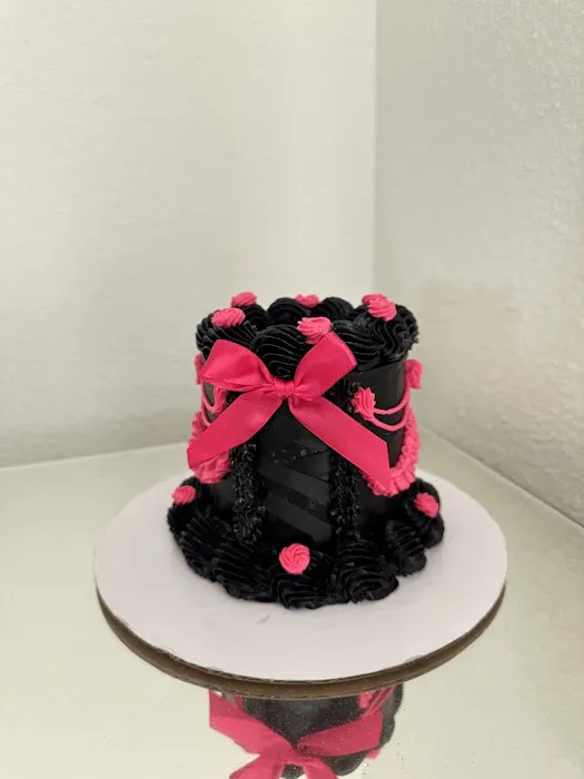 Lalys Cakery Picture 5