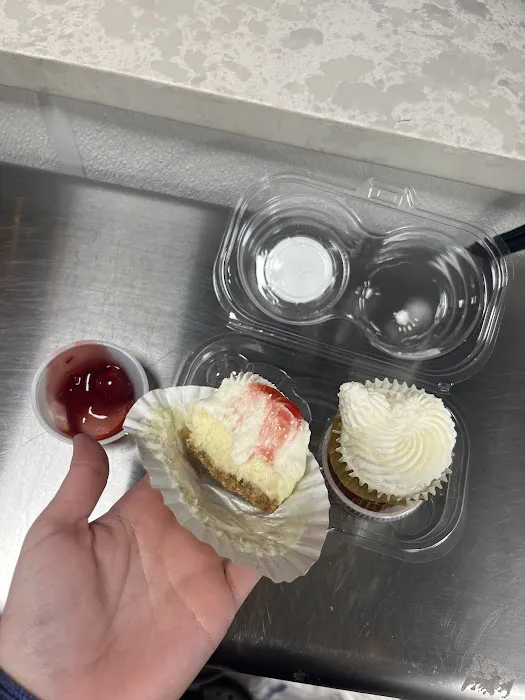 Nikki Elouise Bakery Picture 3