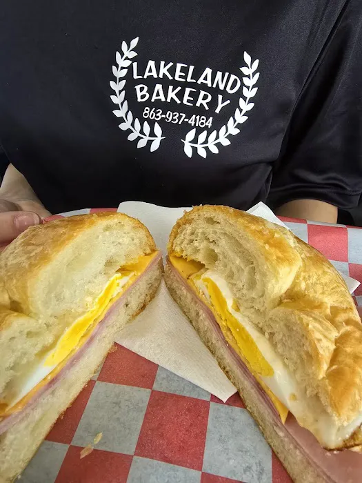 Lakeland Bakery Picture 2