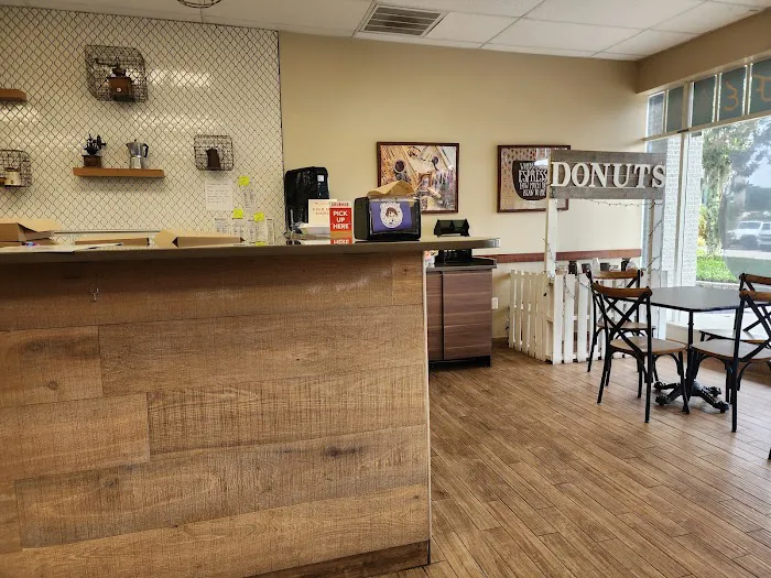 Charlie's Mini Donuts and Coffee Picture 1