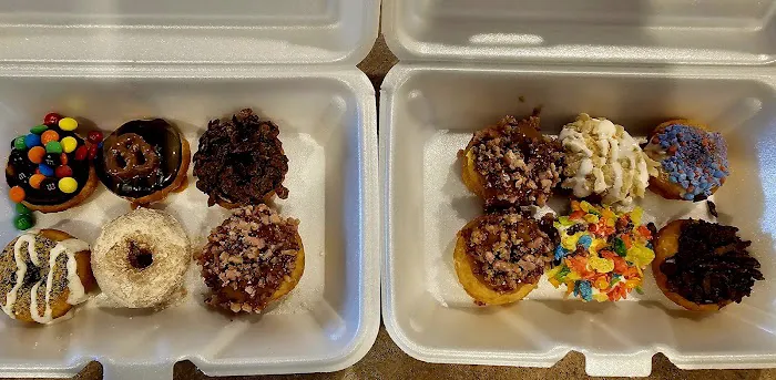 Charlie's Mini Donuts and Coffee Picture 6