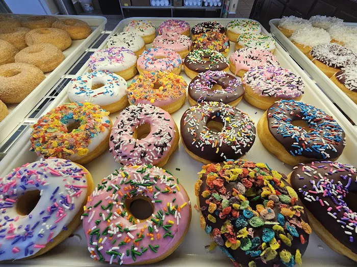 Reasey Donuts @ Downtown Mulberry Picture 7