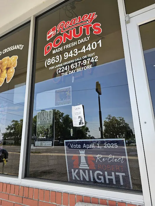 Reasey Donuts @ Downtown Mulberry Picture 2