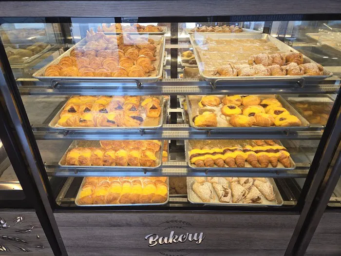Argentinian Bakery & Cafe Picture 4