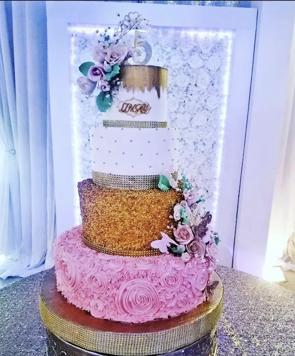Sara Cakes Picture 2