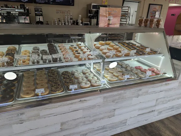 Doughlicious Donuts Picture 4