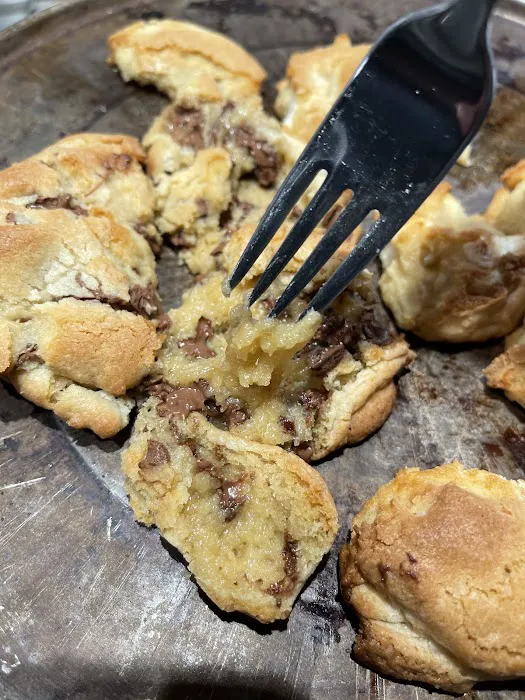 Dino's Cookies Picture 5