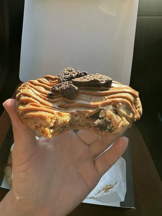 Crave Cookies Lakeland Picture 1