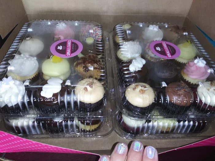 Smallcakes Lake Mary Picture 1