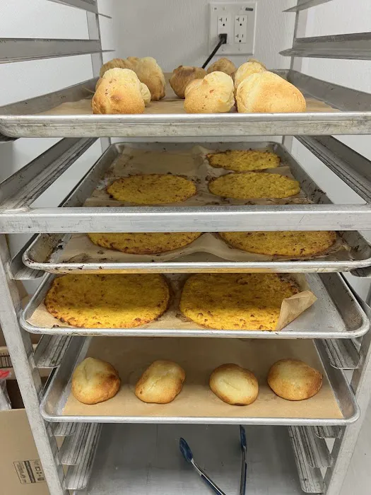 La Gracia Bakery and Sandwich Shop (Colombian) Picture 1