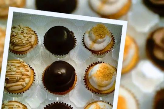 2Morrow's Cakes