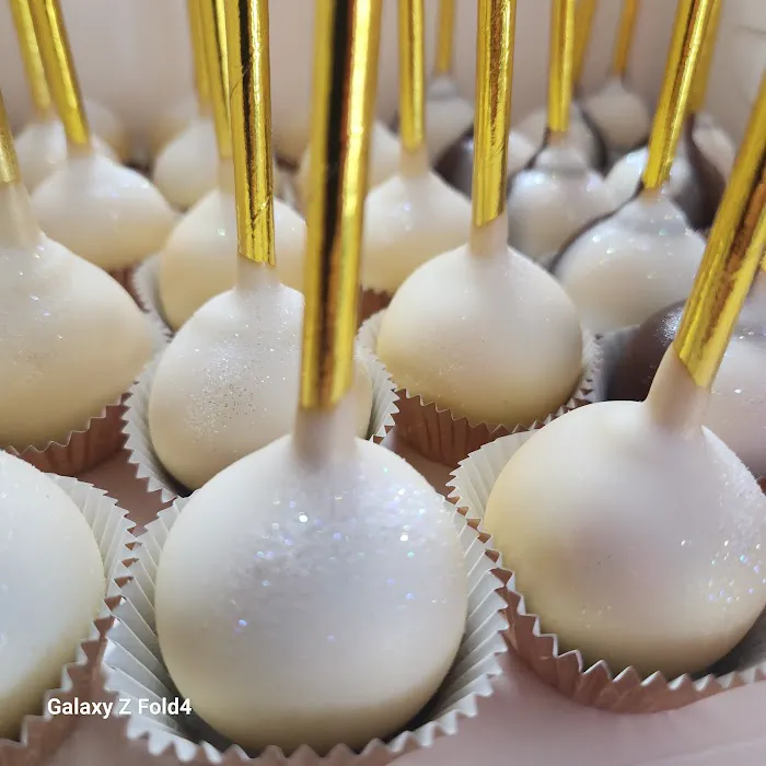 2Morrow's Cakes Picture 7