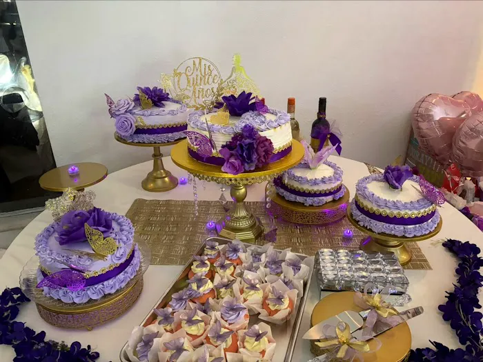 Cindy’s Cakes & Creations Picture 1