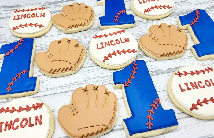 Chervon Cakes and Cookies Picture 8