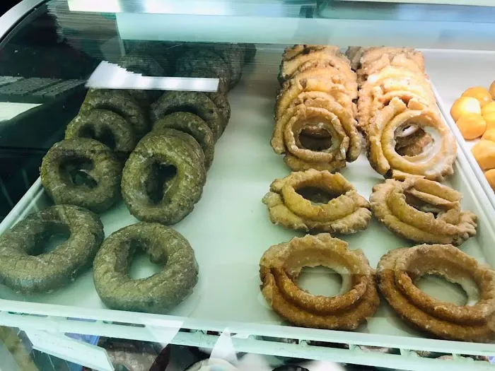 Hole in One Donuts Picture 9