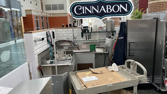 Cinnabon Picture 6