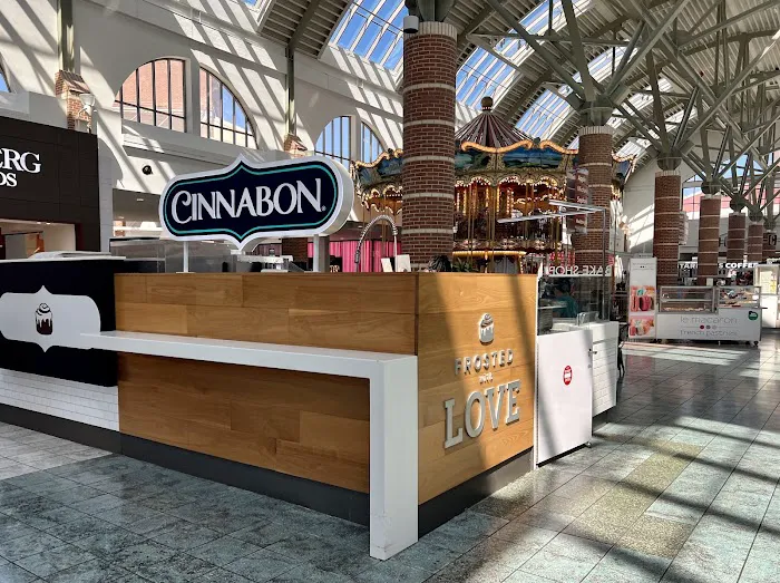 Cinnabon Picture 5