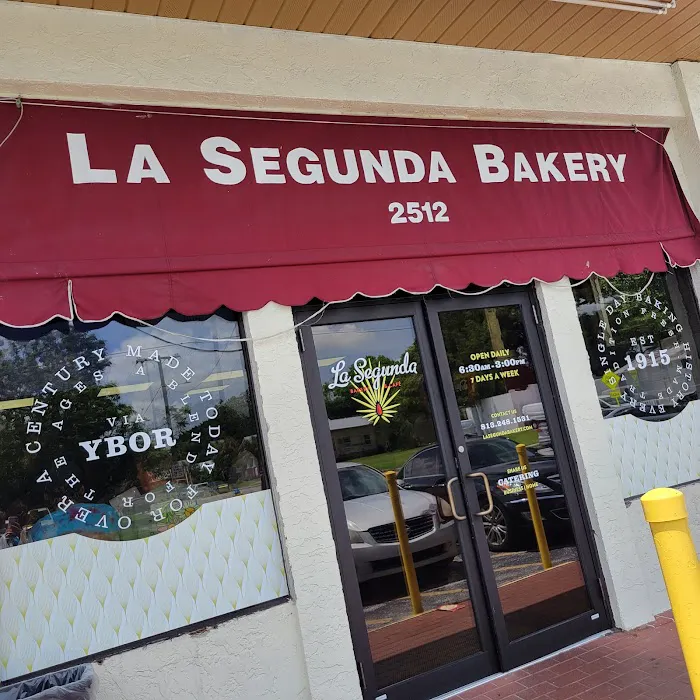 La Segunda Bakery and Cafe Picture 5