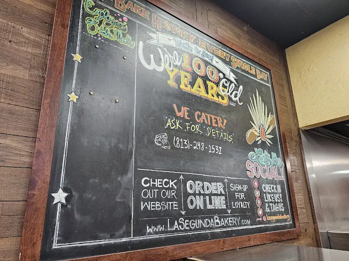 La Segunda Bakery and Cafe Picture 2