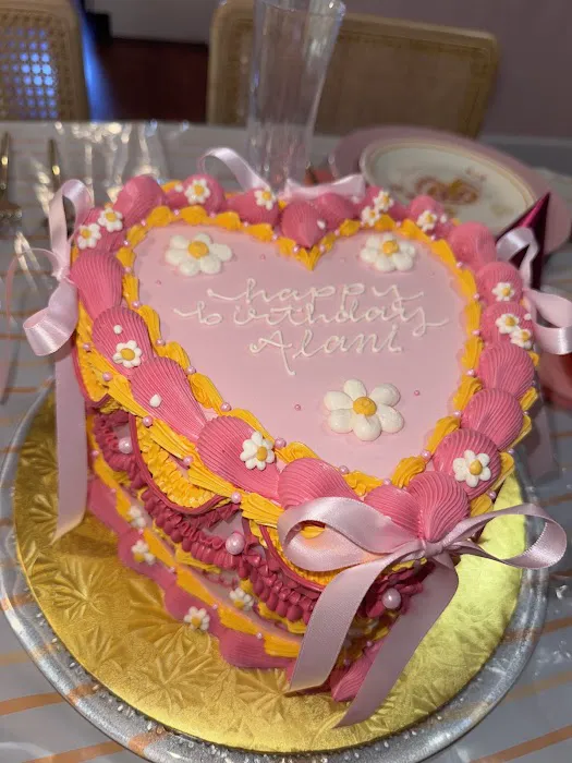Gabby Bakes Picture 1