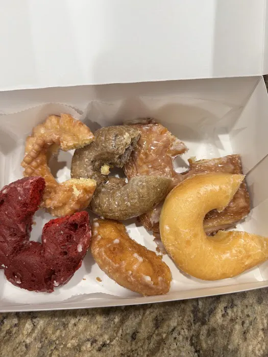 Hole in one Donut Riverview Picture 9