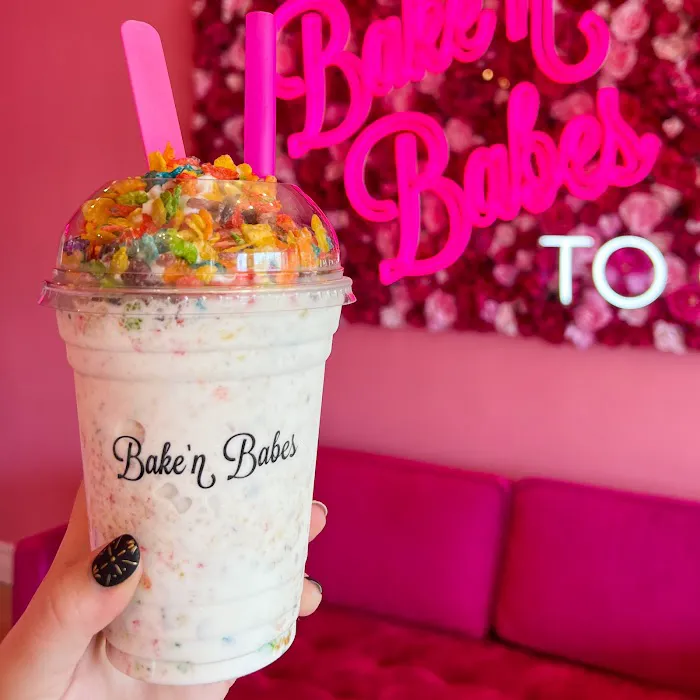 Bake'n Babes To Go Picture 2