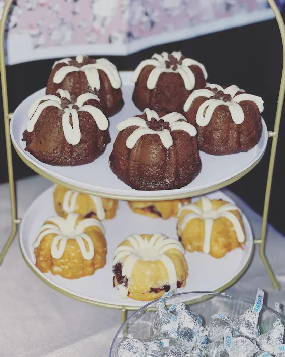 Lizzie Cakes Picture 8