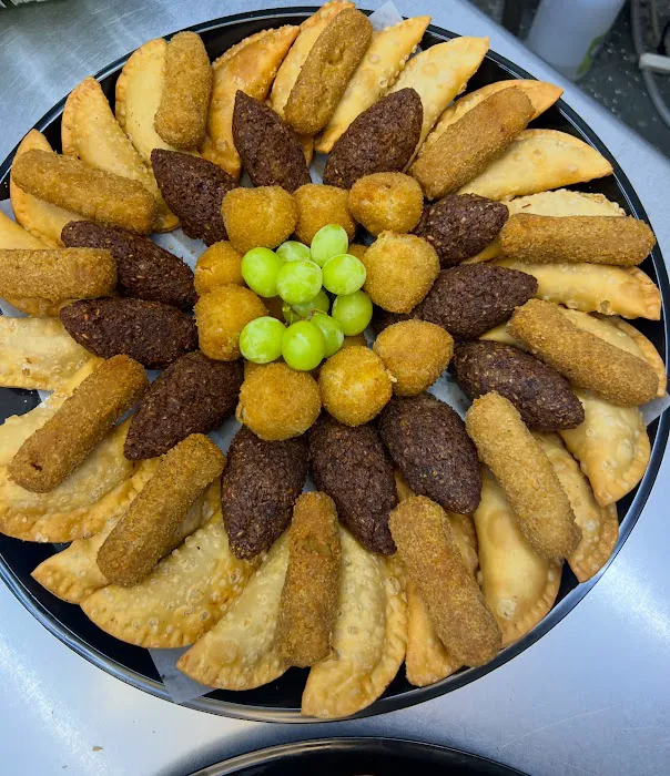 Madelyn's bakery Picture 10