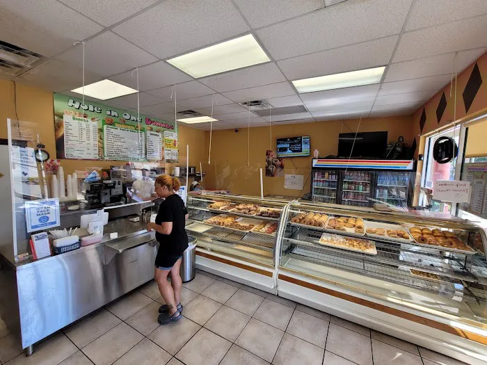 Hole In One Donuts Picture 3