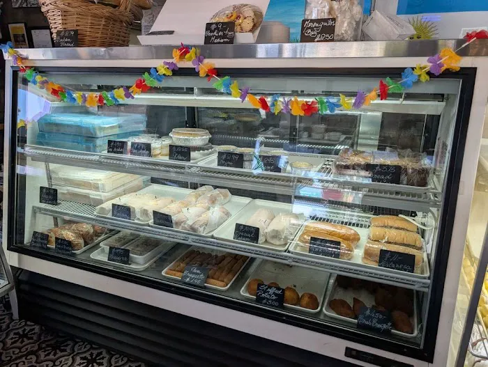 Housewife Bakery & Cafe Picture 3