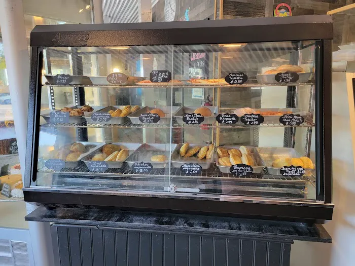 Housewife Bakery & Cafe Picture 2