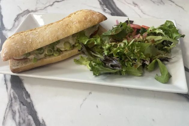 Côté France French Café
