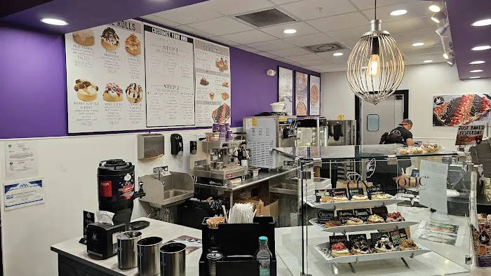 Cinnaholic Picture 5