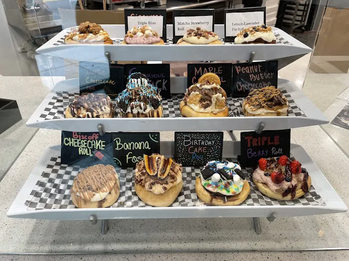 Cinnaholic Picture 6