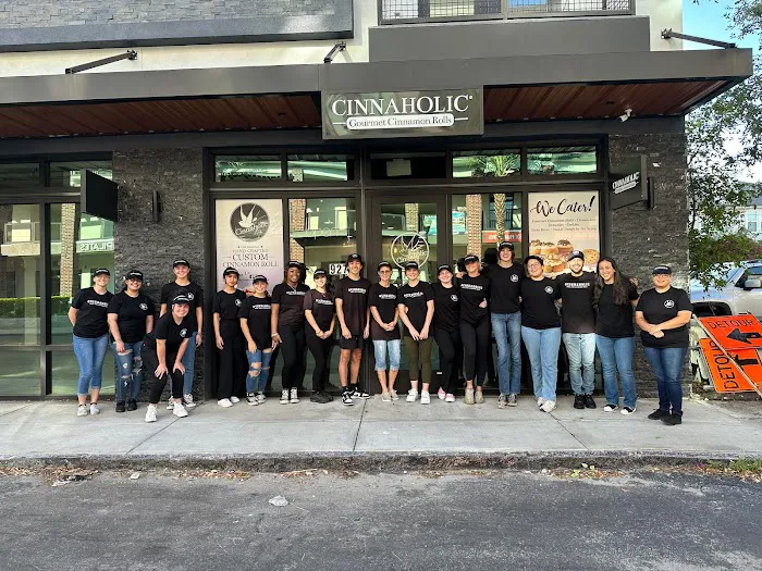 Cinnaholic Picture 4