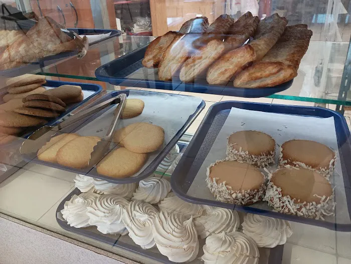 El Trigal Bakery & Restaurant Picture 9