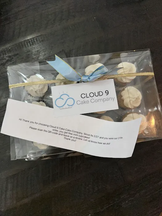 Cloud 9 Cake Company Picture 5