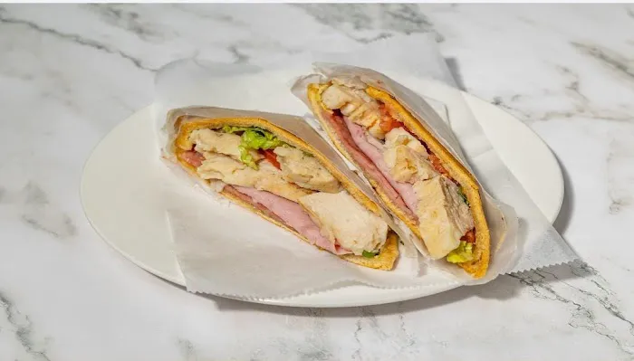 LA SEMILLA BAKERY SANDWICH SHOP Picture 10