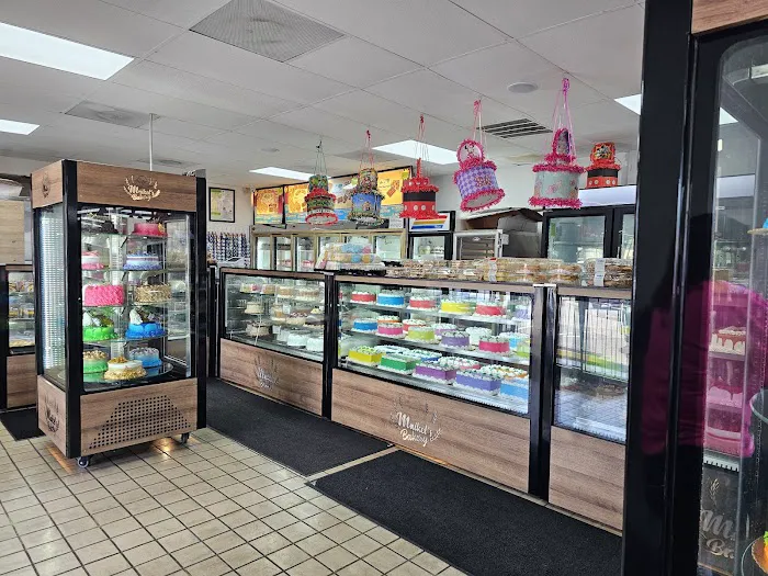 Maikel's Florida Bakery Picture 8