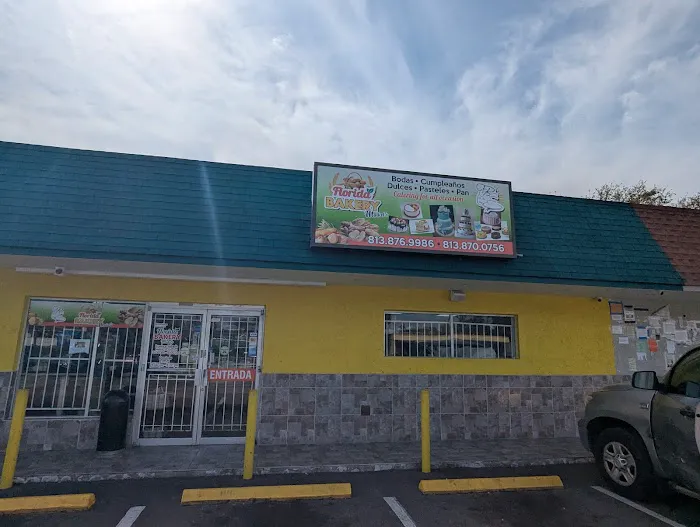 Maikel's Florida Bakery Picture 6