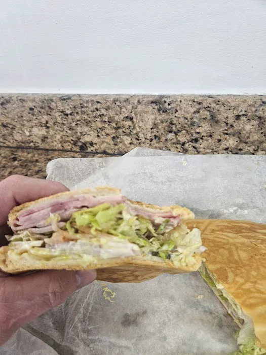 Maikel's Florida Bakery Picture 5